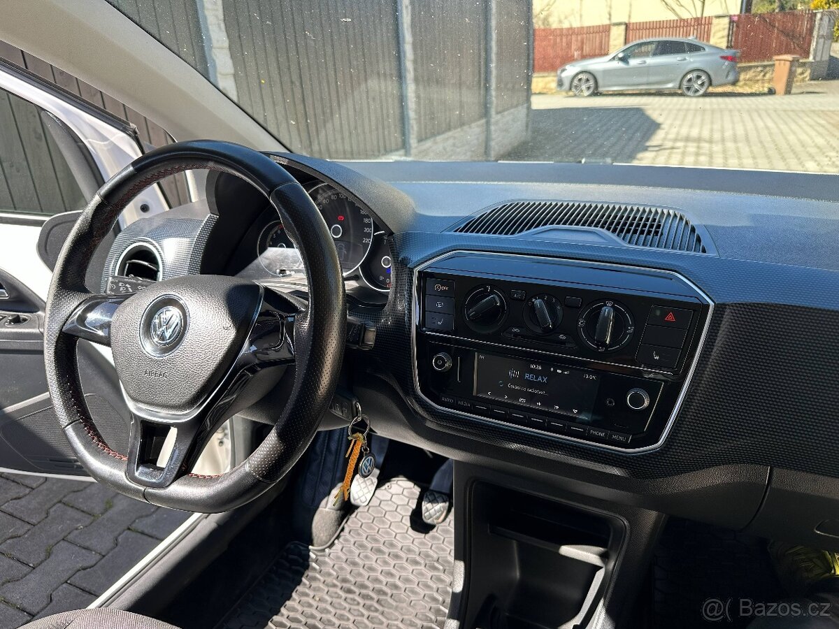 Volkswagen Up, WV UP 1.0 CNG DPH 2017 - 11
