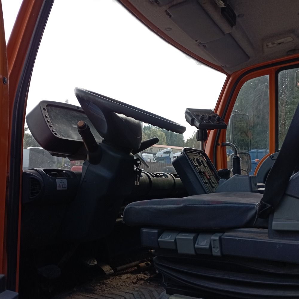 Unimog U300 - 11