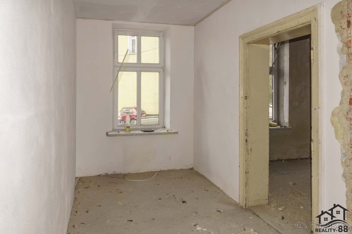Prodej obchodního prostoru 700 m², Orlová - Město - 11
