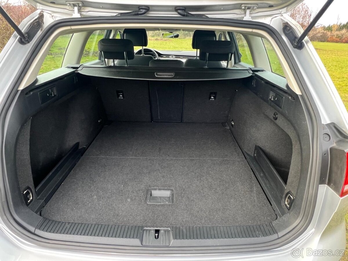 VOLKSWAGEN PASSAT KOMBI 2.0TDI - 11