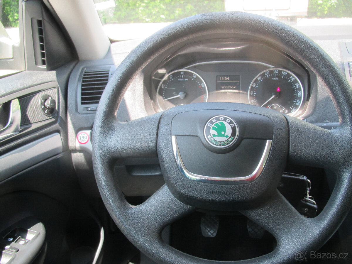 Škoda Oktavia 2 1.2 tsi - 11