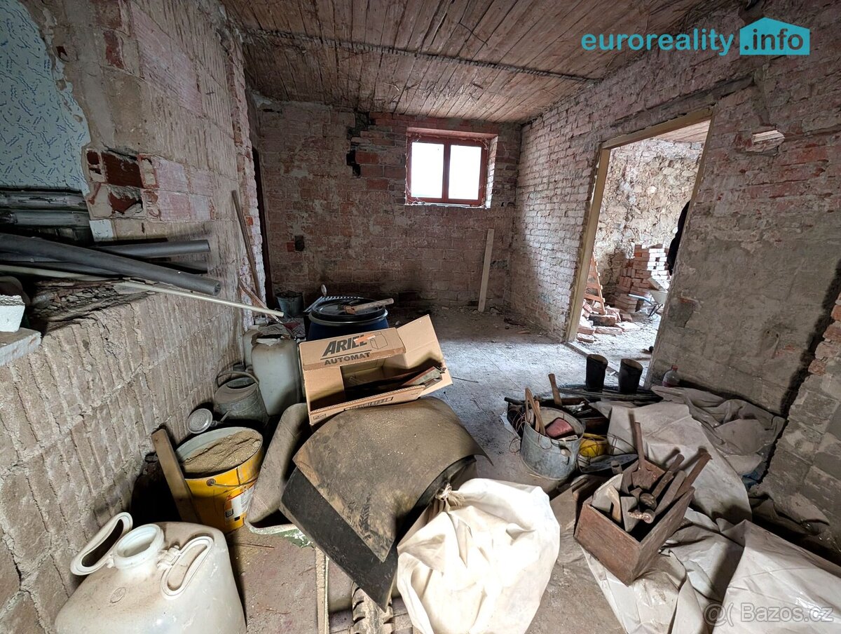 Prodej, rodinný dům, 3+1, 427 m2, Volyně - 11