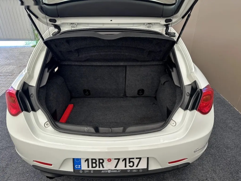 Alfa Romeo Giulietta, 1,6 JTD 105 - 11