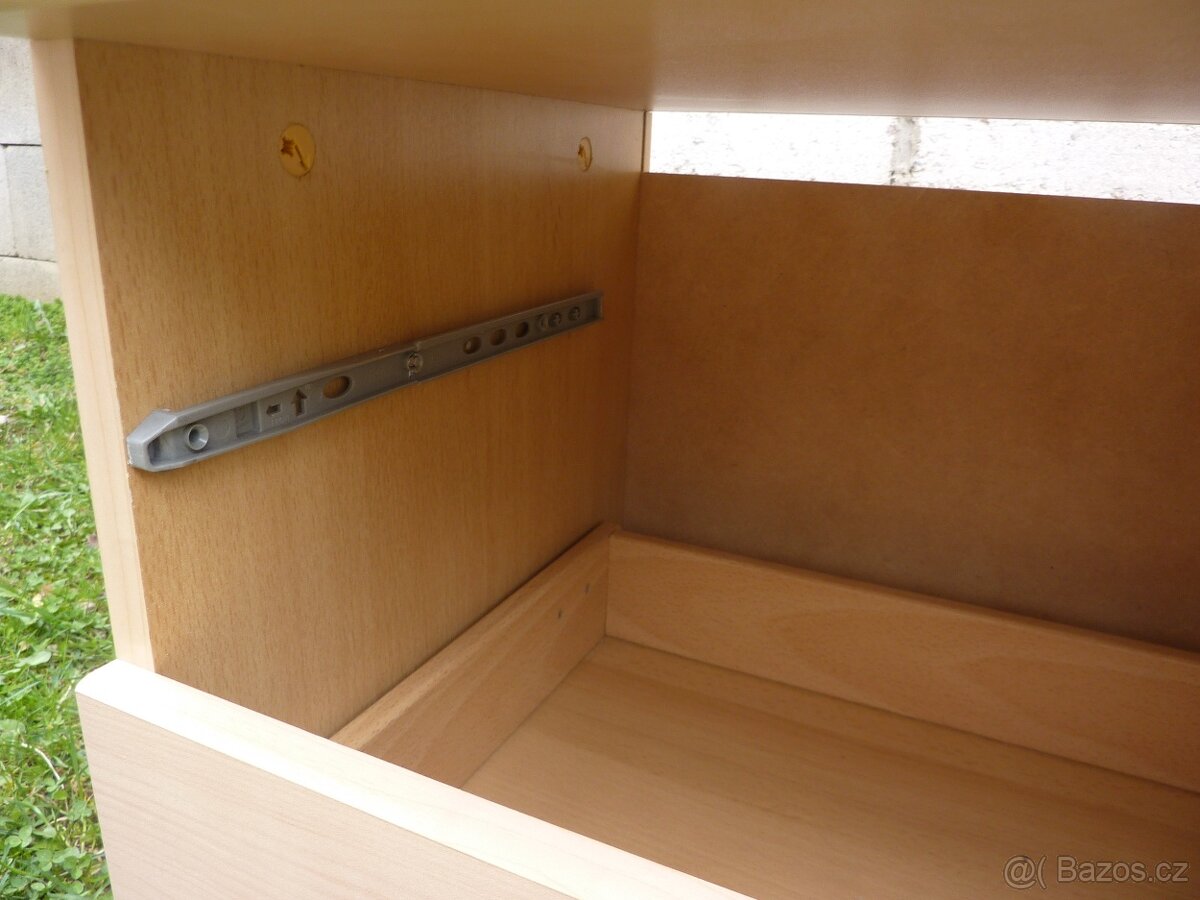 Noční stolek/ komoda, šířka 50 cm - 11