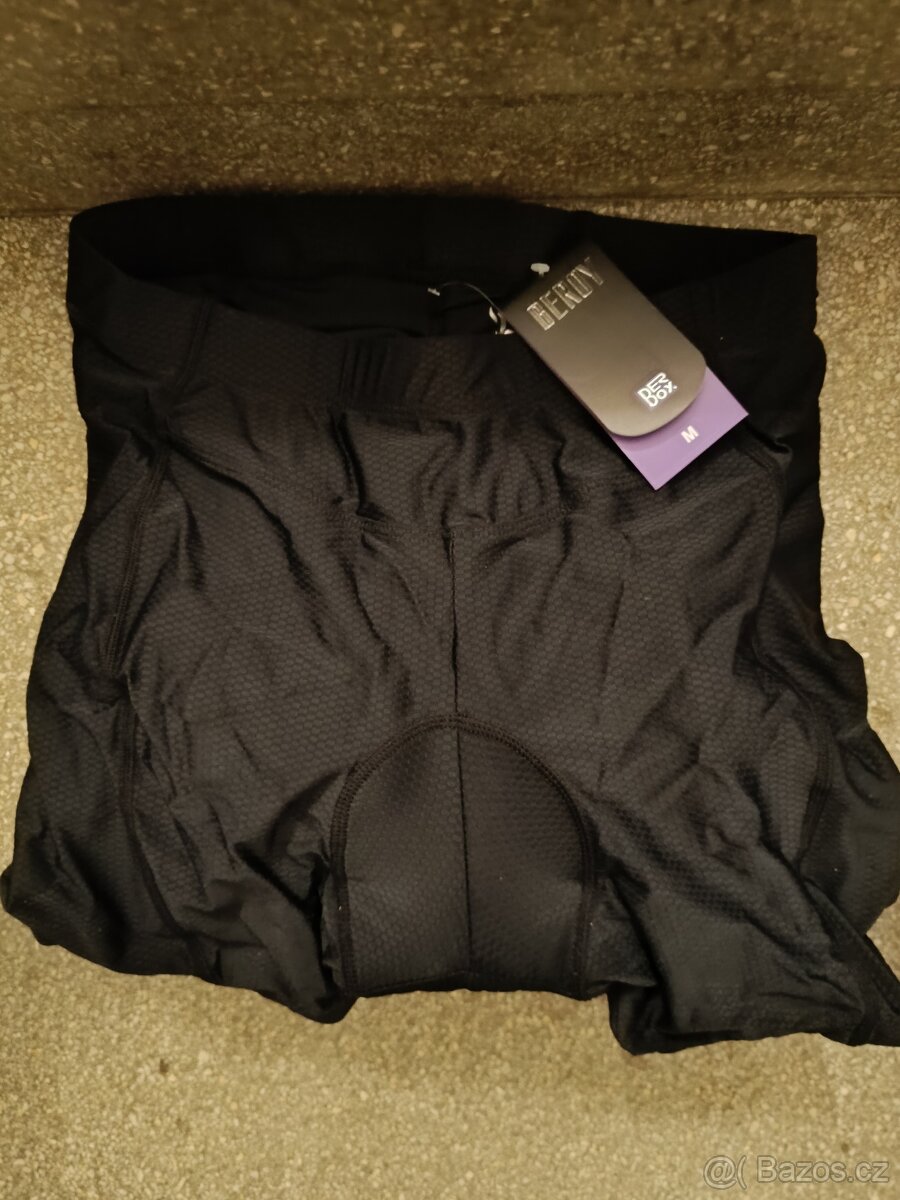 ÚKLID PŮDY- MIX VĚCÍ - 11