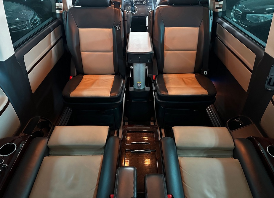 VW Multivan Highline Business - 11