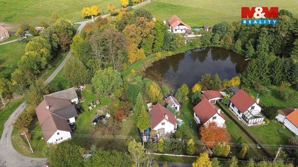 Prodej rodinného domu 4+1, 265 m², Slapsko - 11