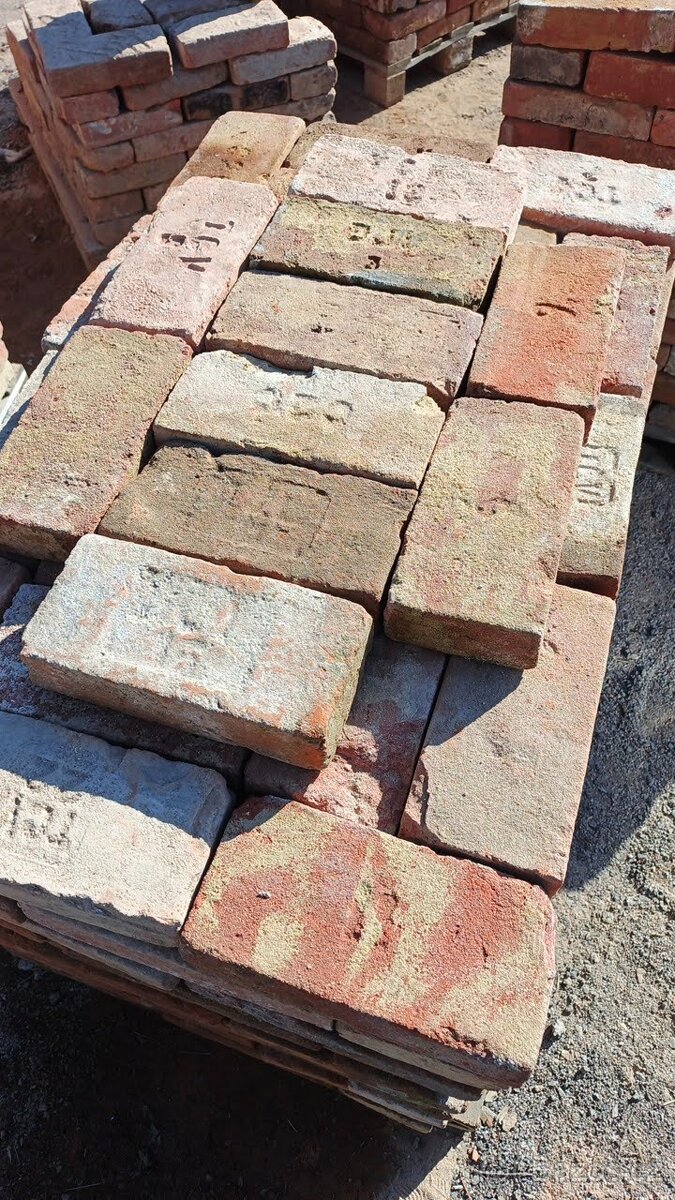 Staré pálené cihly MIX A+B - 11
