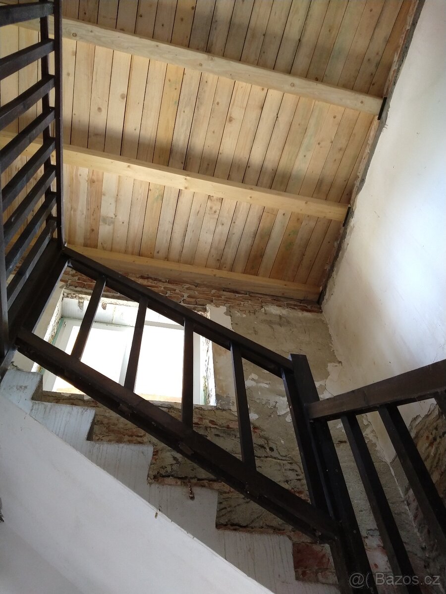 Dům 320m2, pozemek 950 m2 - 11