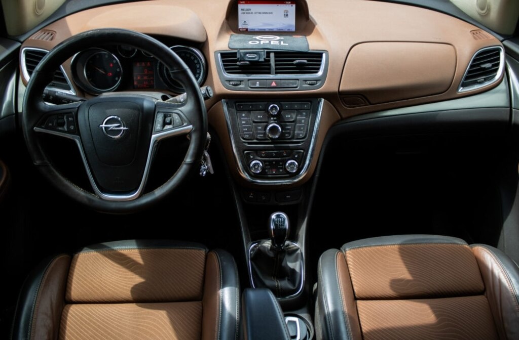 Opel Mokka 1.7 CDTI S/S 4x4 Enjoy 2014 - 11