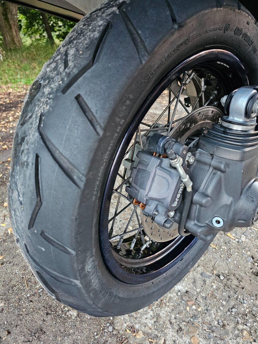 Moto Guzzi Stelvio 1200 r.v. 2012 - 11