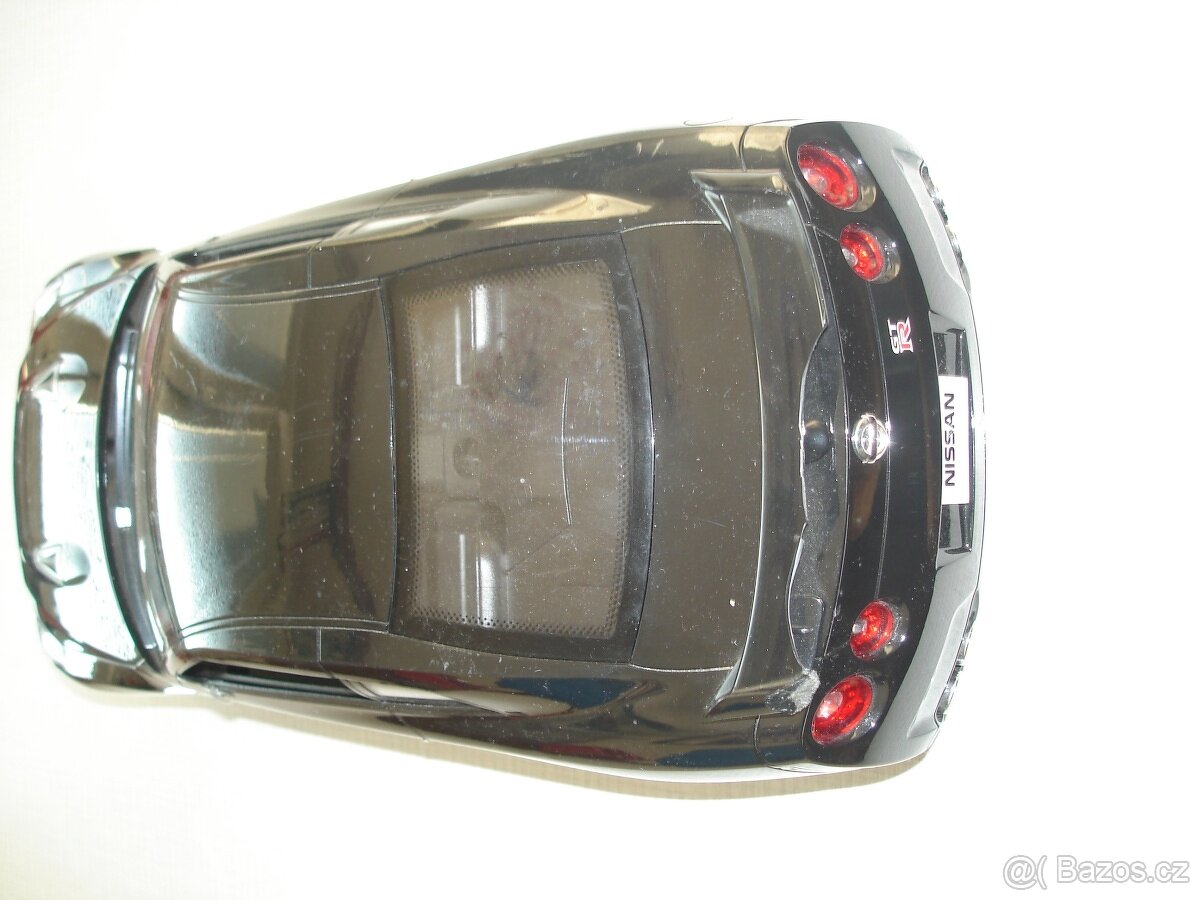 Leporela, Brusle Botas, RC auto, - 11