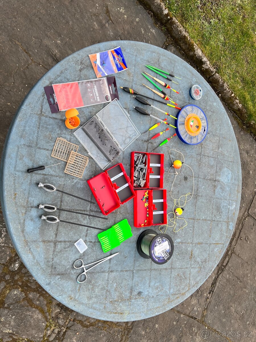 KOMPLETNÍ RYBÁŘSKÁ VÝBAVA - 11