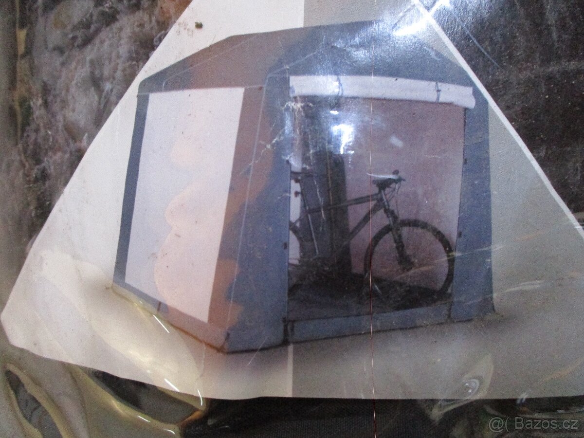 přístřešek na kola zn. StarCamp - 11