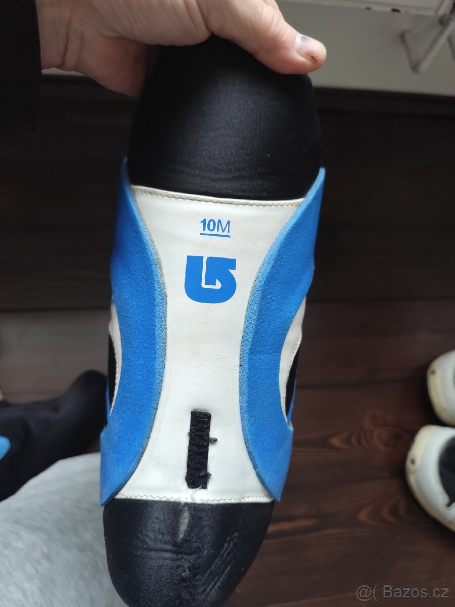 Snowboard Burton, vázání, obal a boty - 11