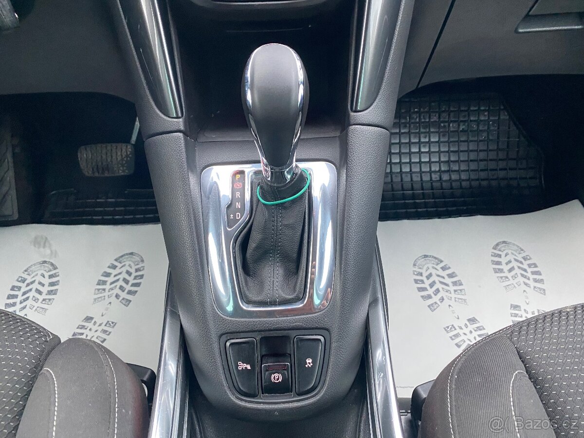 OPEL ZAFIRA 7 míst automat - 11