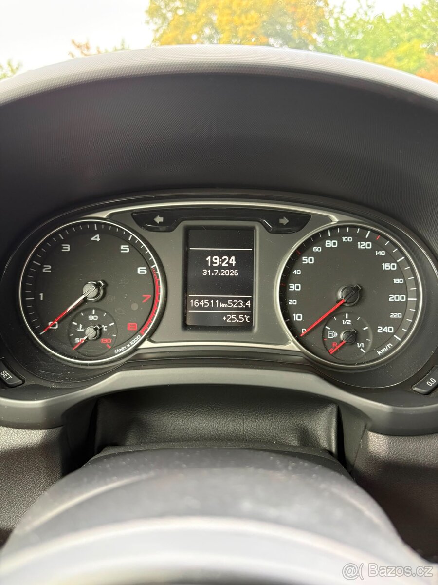 Audi A1 Sportback 1.4 TFSI S tronic (2012) - 11