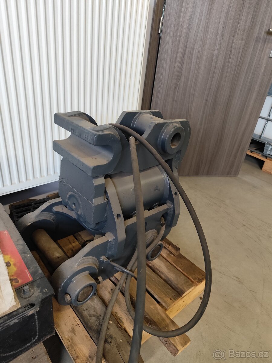 Menzi Muck A91 4x4 plus - 11