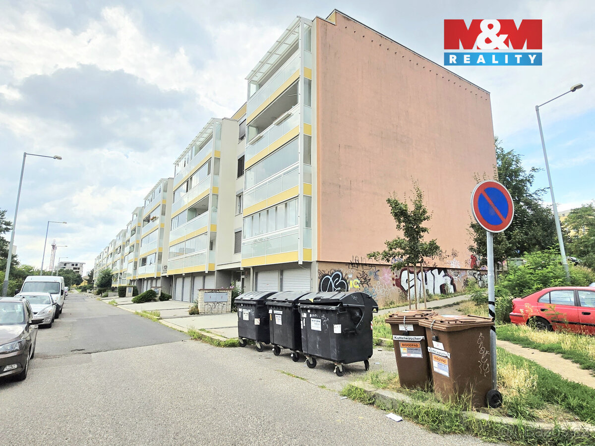 Prodej bytu 4+kk/lodžie, 93 m², Praha, ul. Kuttelwascherova - 11