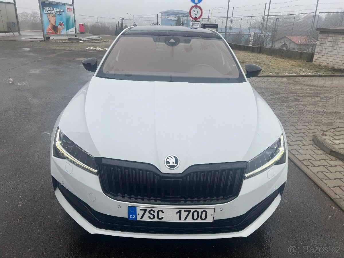 Škoda Superb III Face 4x4 Sportline DPH - 11