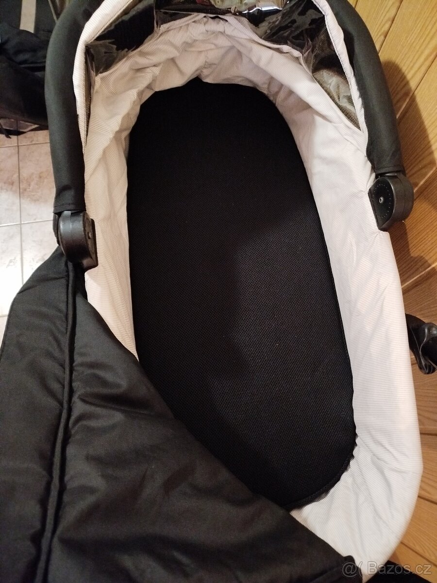 Sourozenecký kočár - 11