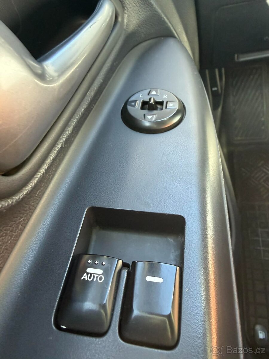 Kia Rio 1.4 CRDi EX - 11