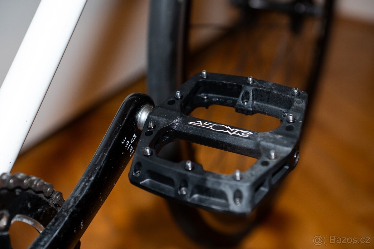 Městské kolo singlespeed / fixed gear Tribe Dane - 11