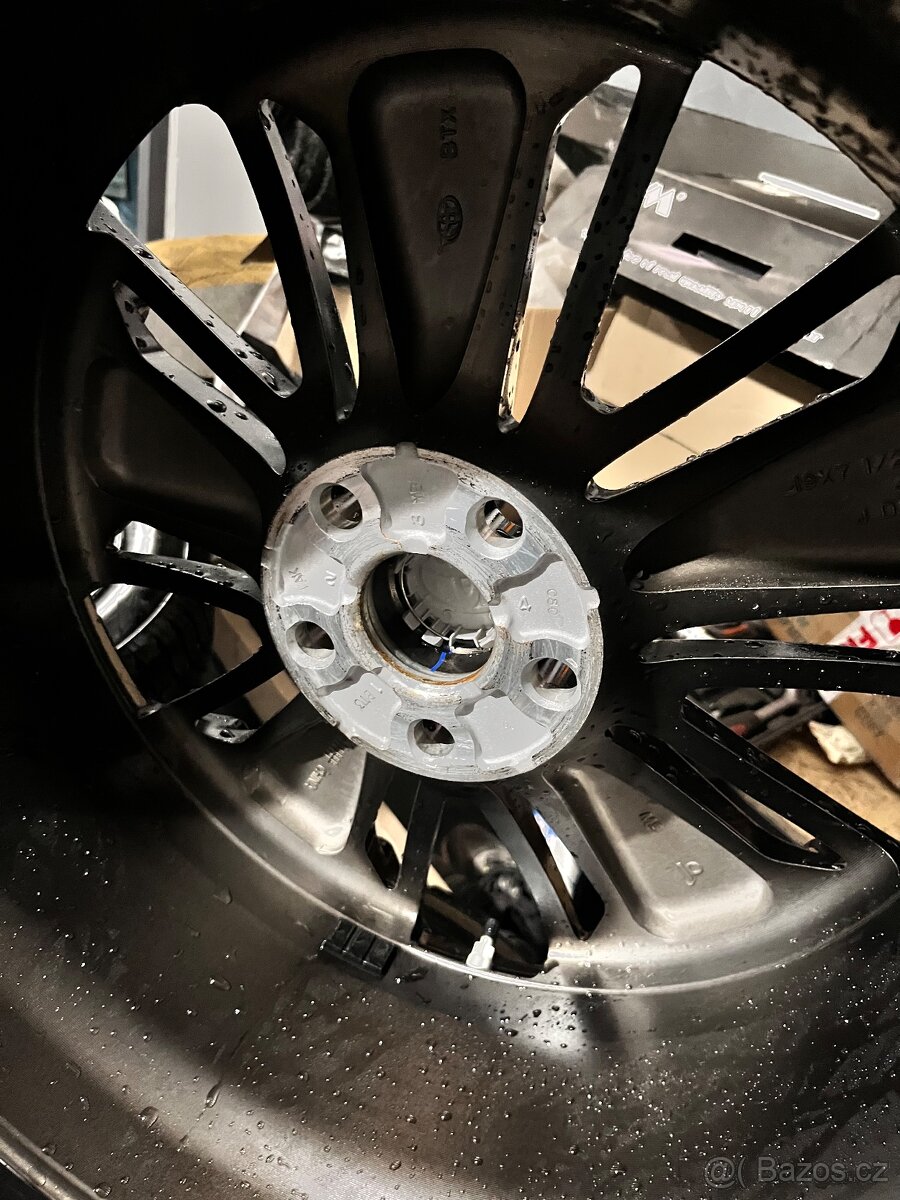 R19 RAV4 5.gen. ORIGINÁL Alu disky / zimní sada JAKO NOVÉ - 11