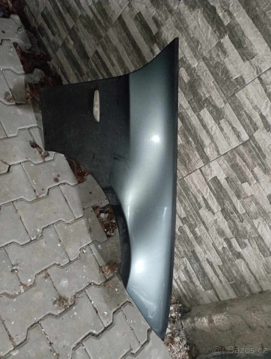 BMW 3 E9X E91 E90 karosářské díly dveře kapota nárazník - 11