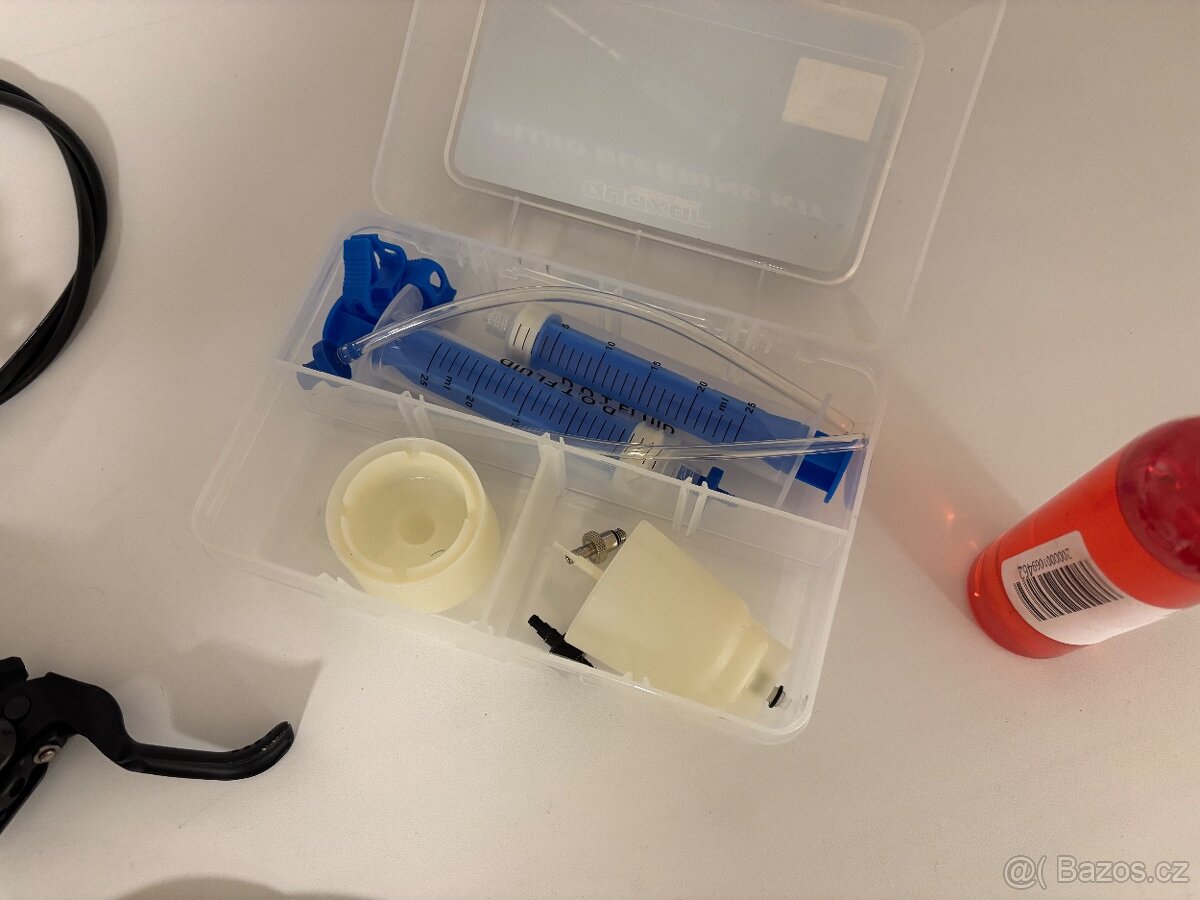 Kompletní brzdy Shimano Deore XT (BL-M8100 a BR-M8120) - 11