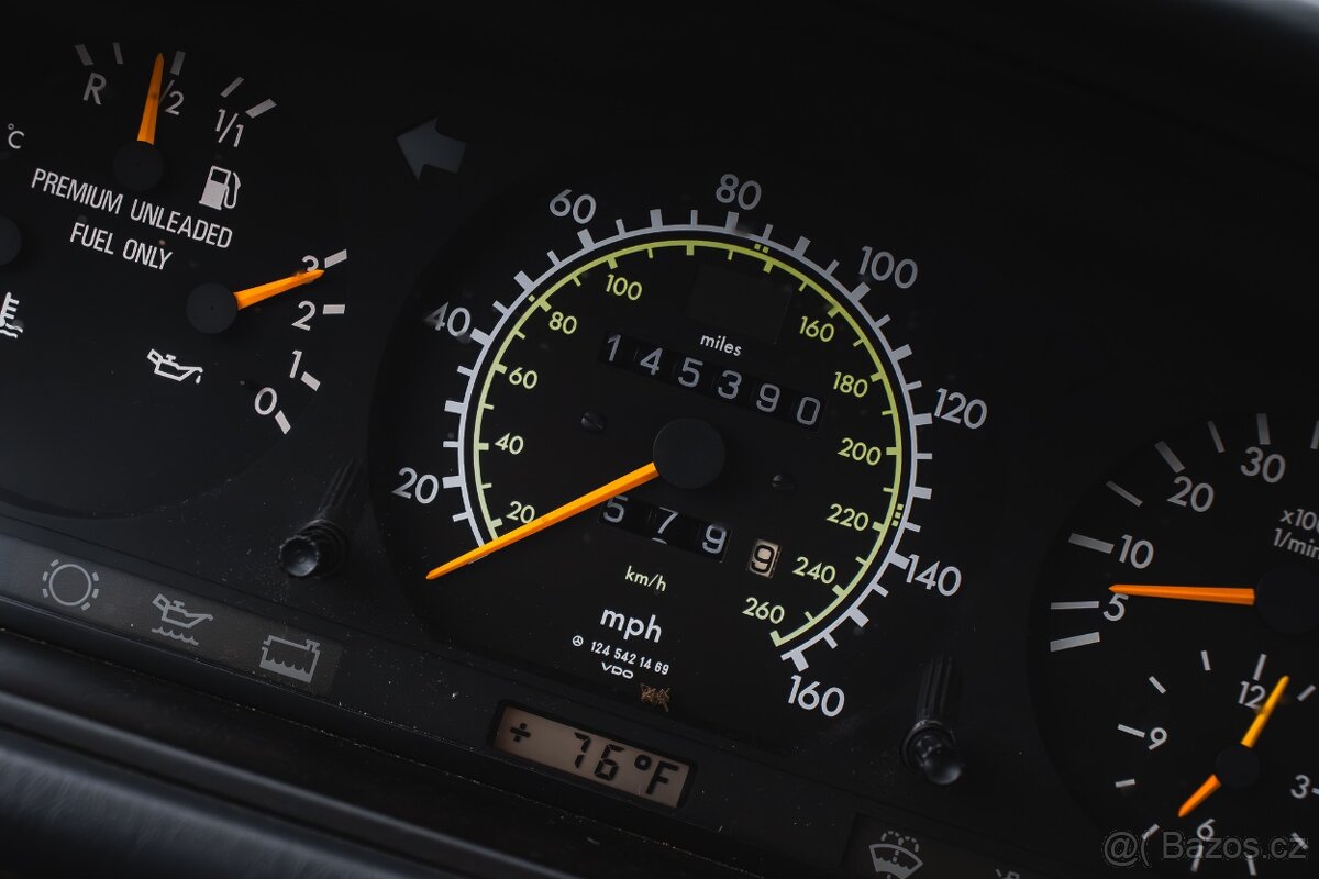 Mercedes-Benz 400E W124 Po renovaci - 11