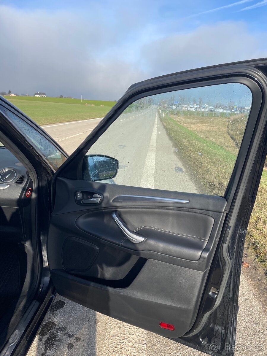 Prodám Ford s-max - 11