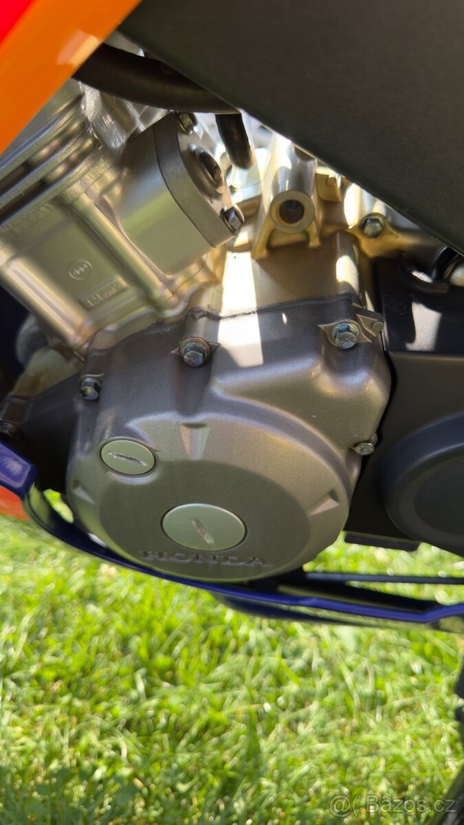 Honda cbr 125r jc34 - 11