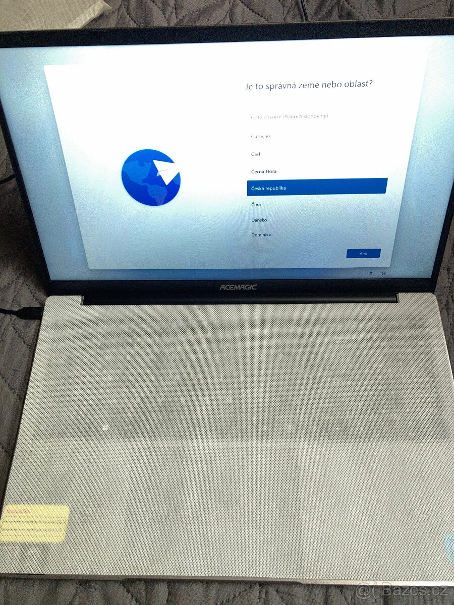 Kancelářský notebook N150 - polokovový, Windows 11, USB-C - 11