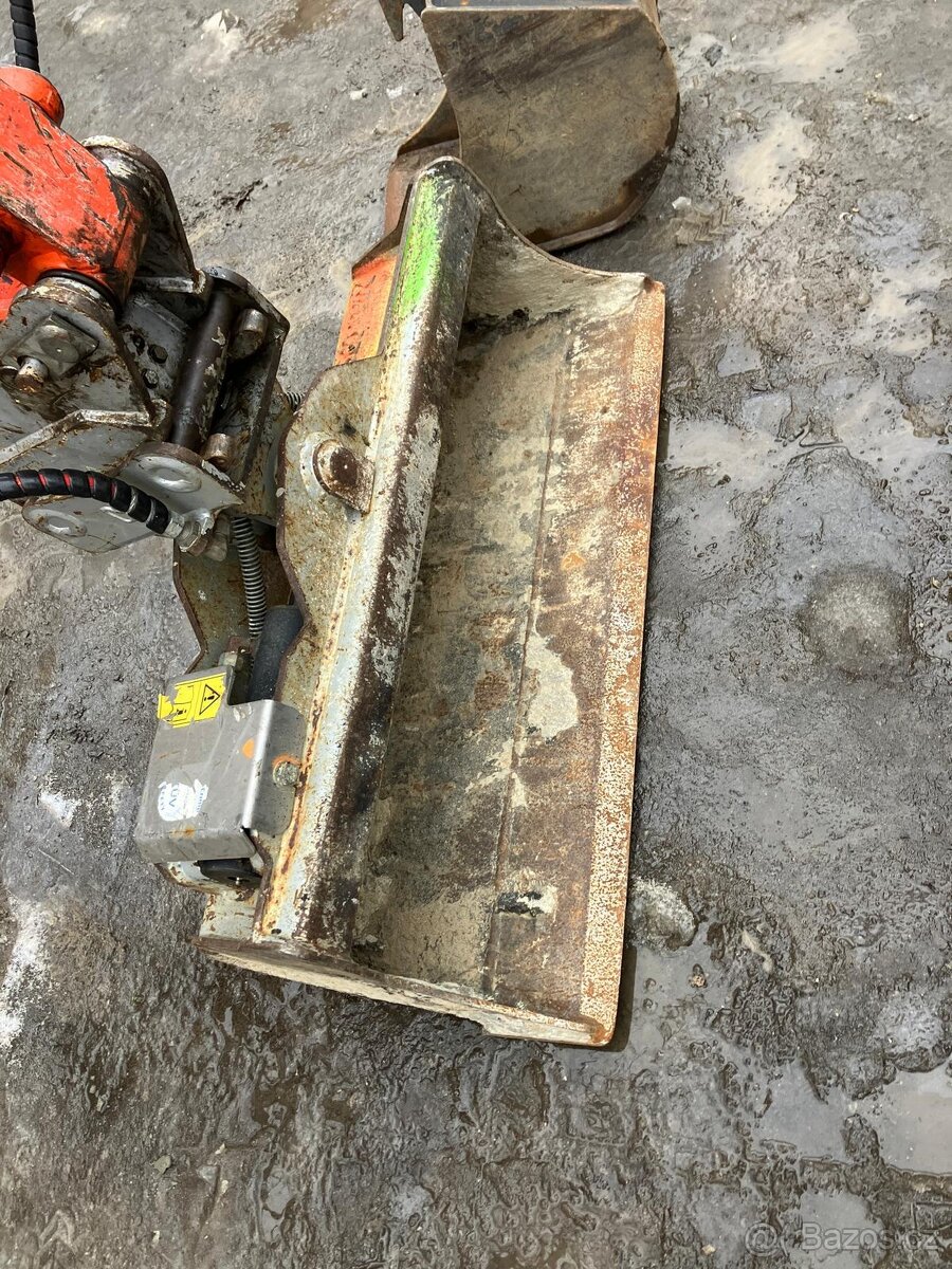 K prodeji mini bagr Kubota KX 016 - 11