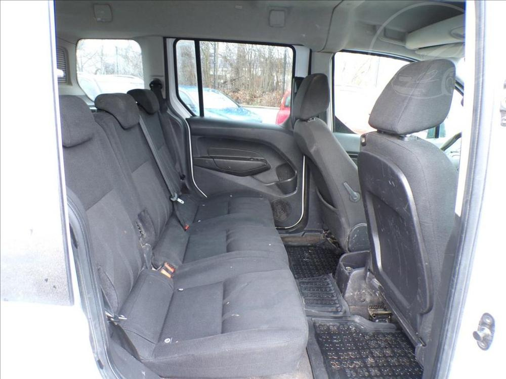Ford Transit Connect 1,6 TDCI TAŽNÉ ZAŘÍZENÍ-DPH - 11