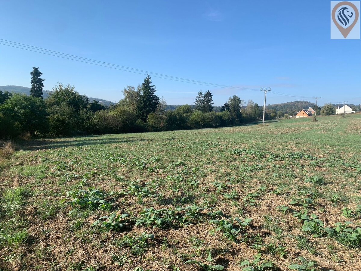 Prodej stavebního pozemku v Postupicích - 11