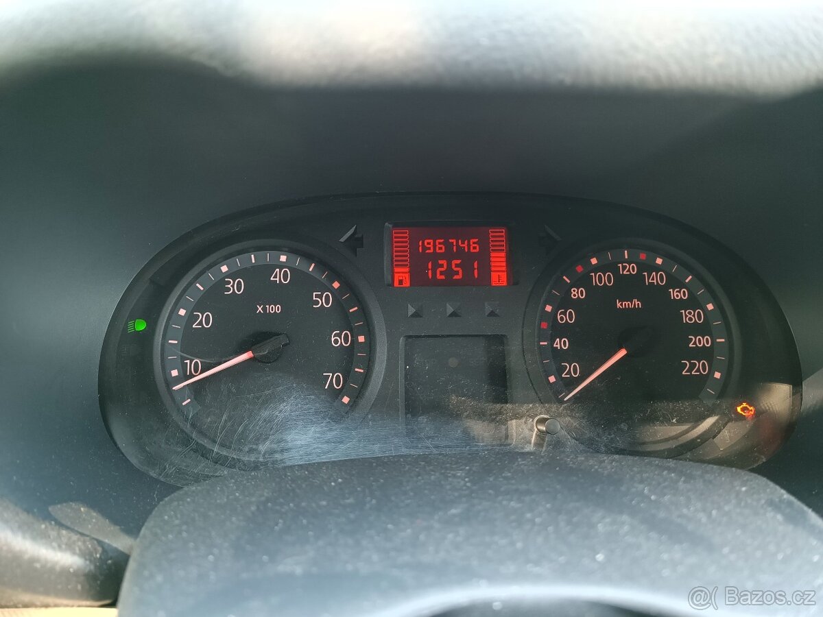 Renault Clio II 1.2 43KW třídveřový - 11