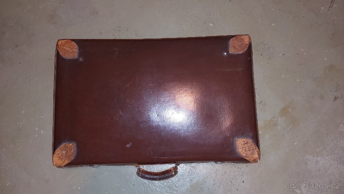 Starožitný kufr - 11