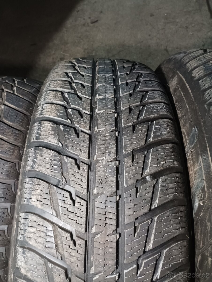 Prodám sadu 5x108 R16 pneu 235/70-16 - 11
