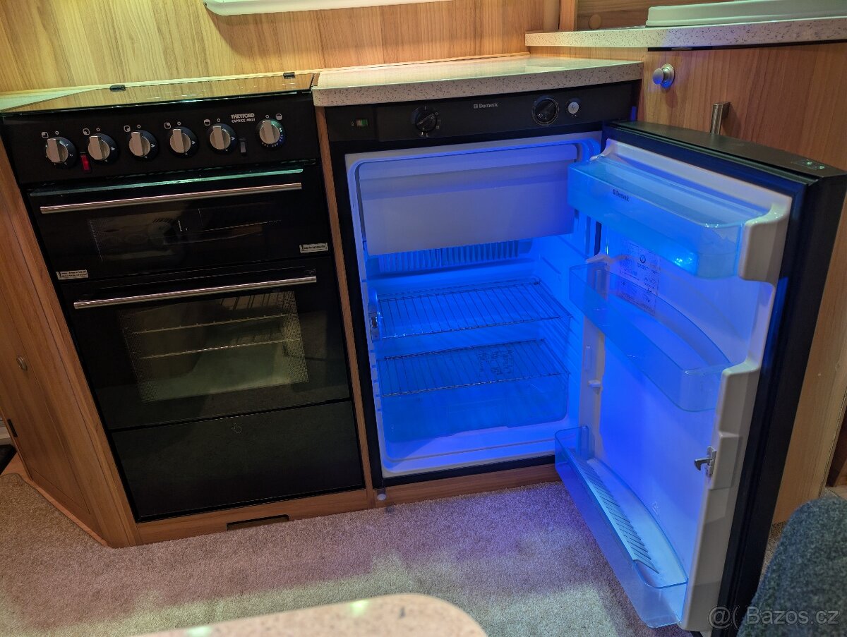 BAILEY UNICORN 2 MADRID 2014,MOVER,ALDE,VELKÁ KOUPELNA,ATC - 11