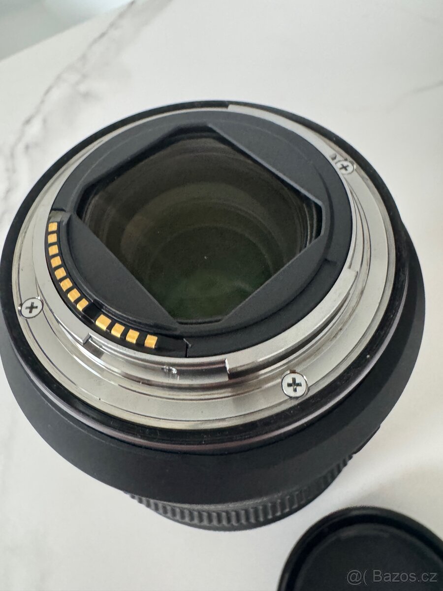 Canon RF 24–70 mm f/2.8 L IS USM - 11