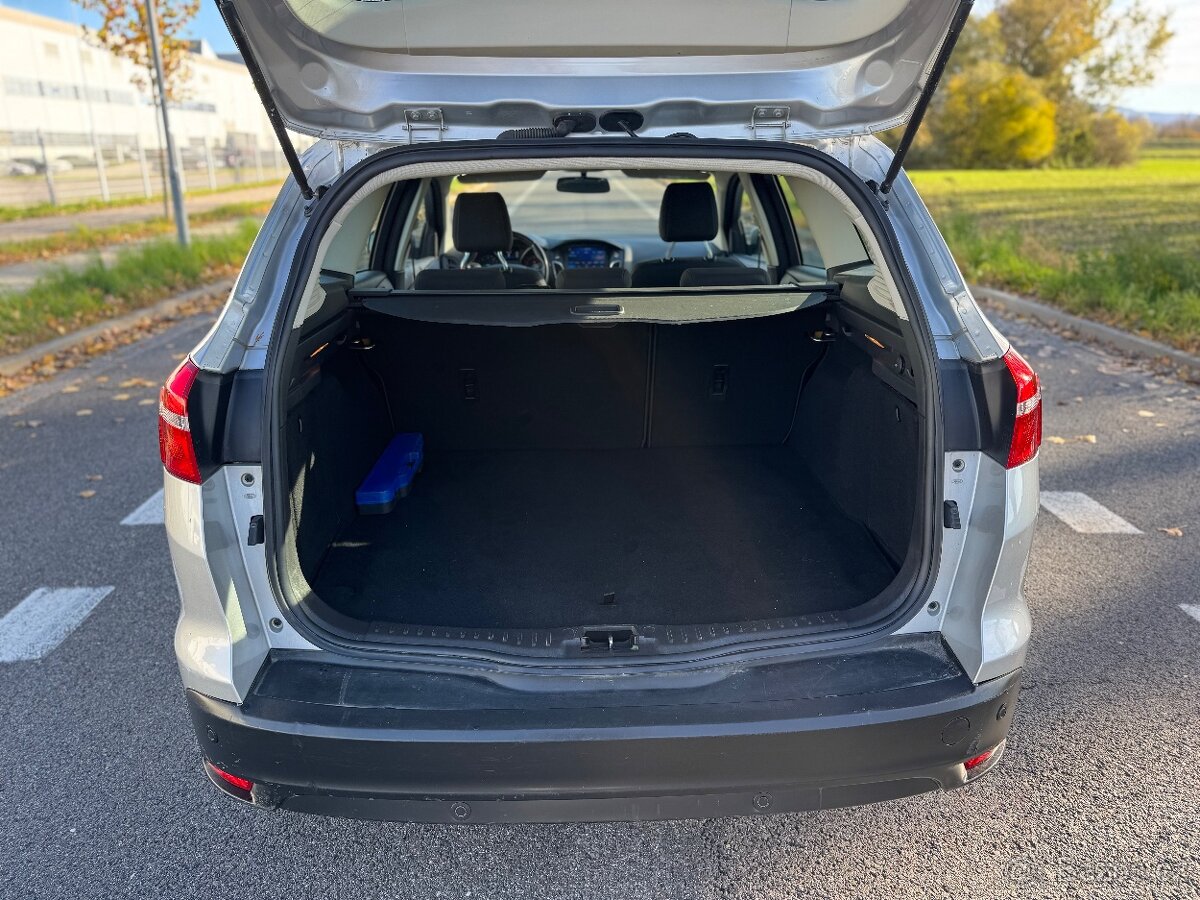 Ford Focus 1.5TDCi Business 2017 Nová STK - 11