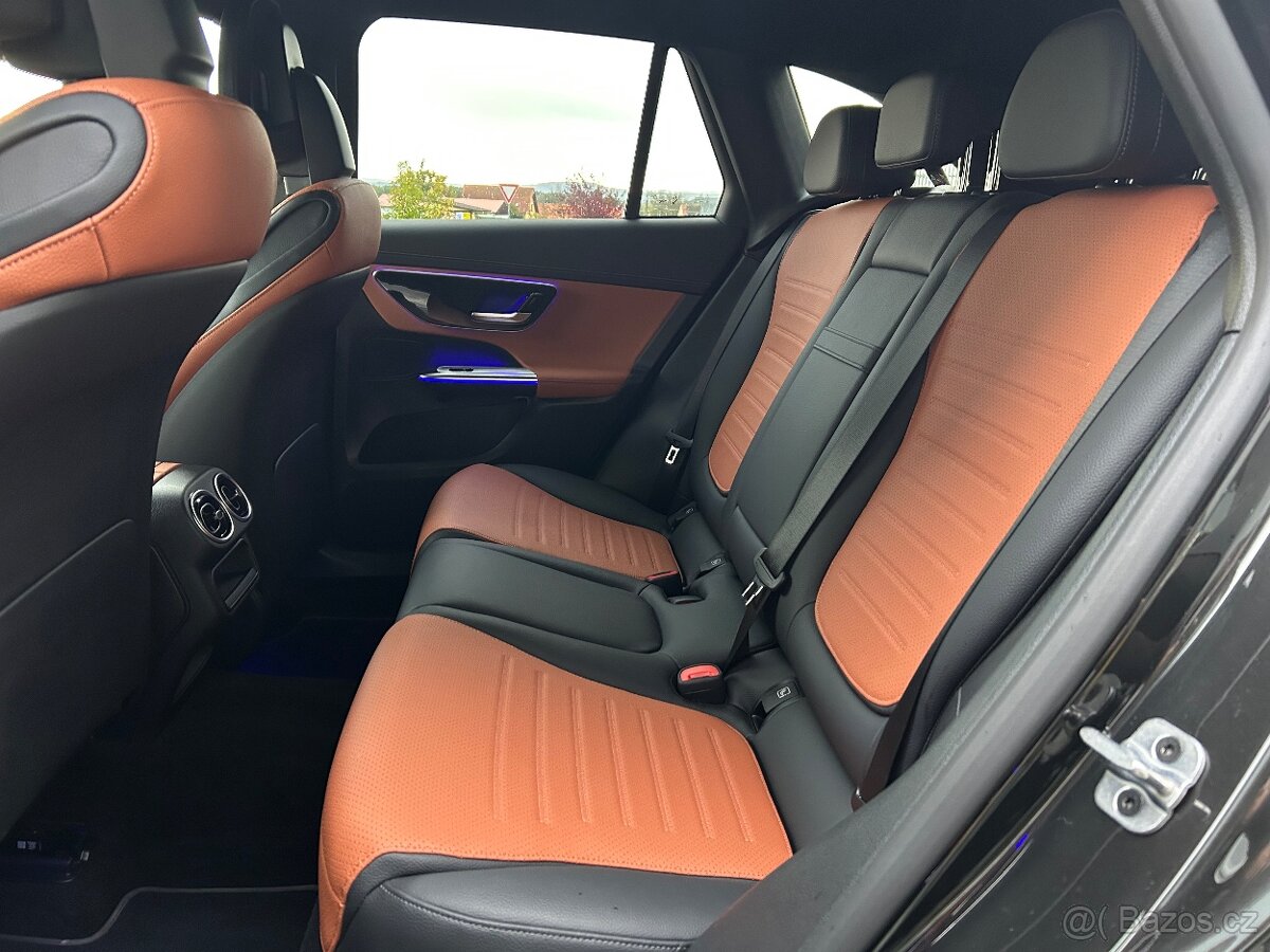 Prodám Mercedes-Benz GLC 220d 4MATIC AMG ZÁRUKA - 11