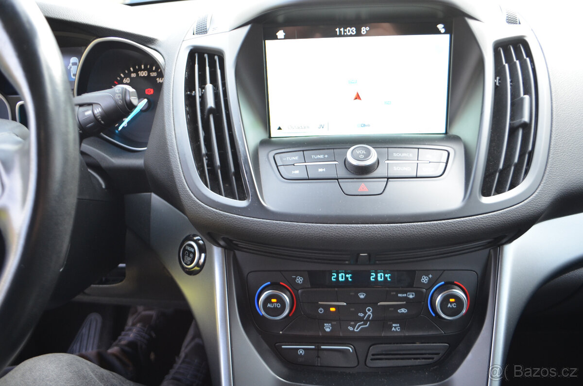 PRODÁM FORD KUGA 1.5 ECOBOOST 150PS FACELIFT 2018 - 11