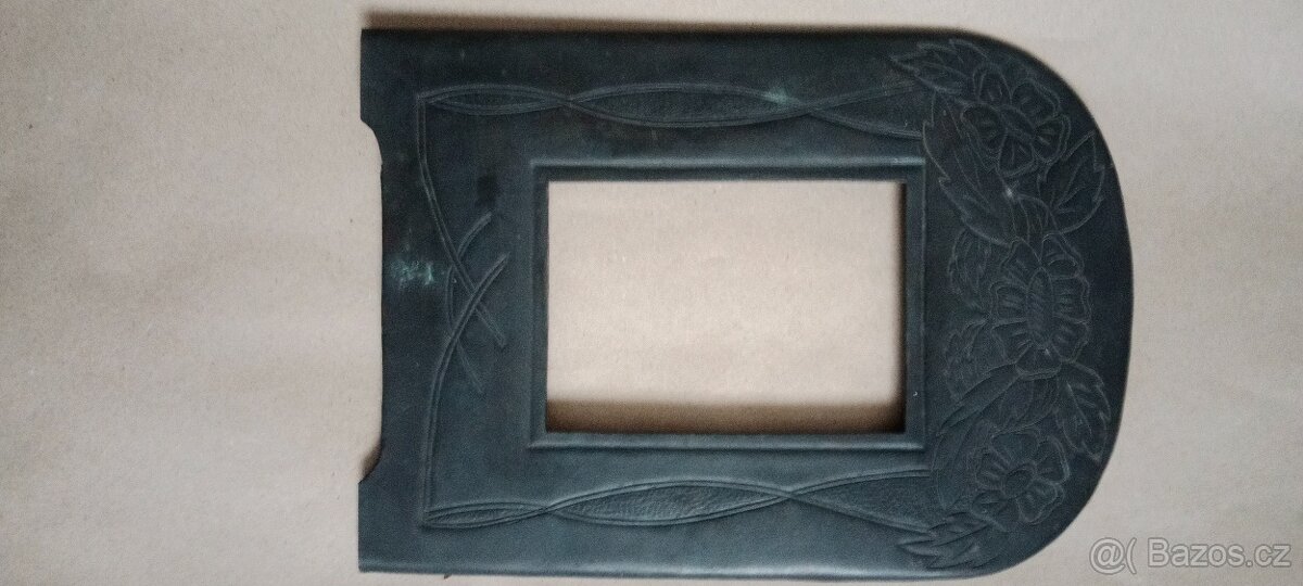 Secesní rámeček pro fotografie - 11
