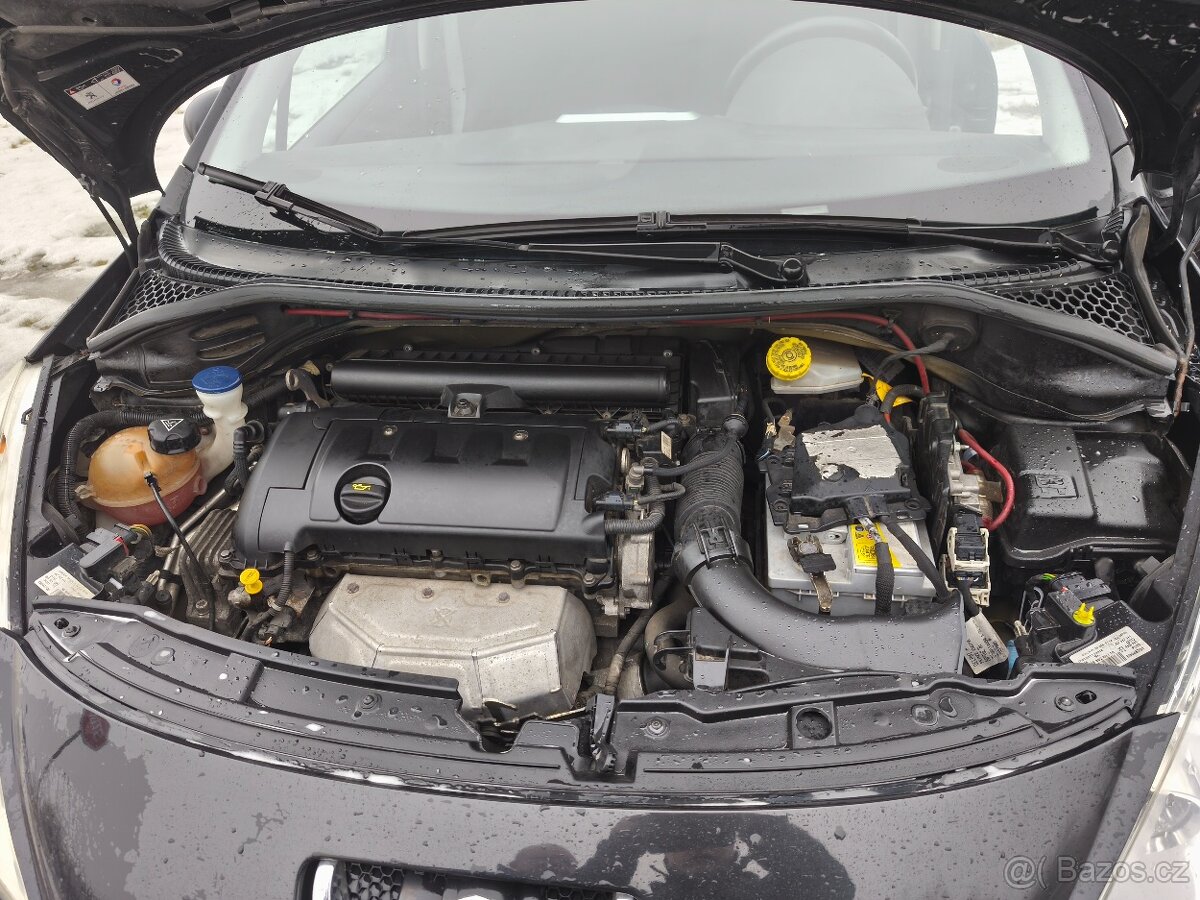 Peugeot 207 1.4i 16V - 11