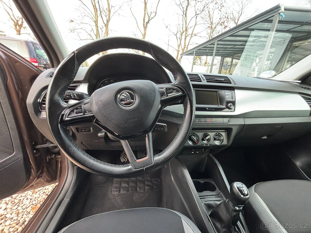 Škoda Fabia 1.2 Tsi 66kw r.v.2016, serviska - 11