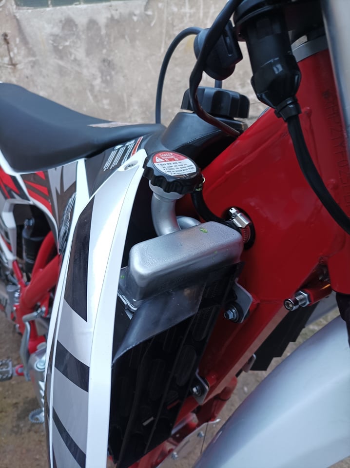 Pitbike Leramotors Killer PRO 300cc H2O – červená - 11