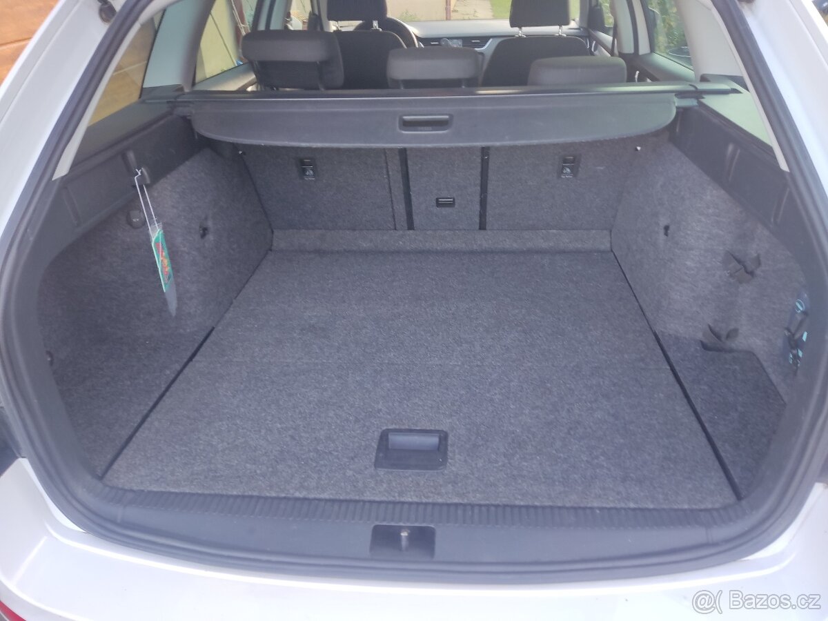 Škoda Octavia 3 1.6 TDI 4x4 - 11